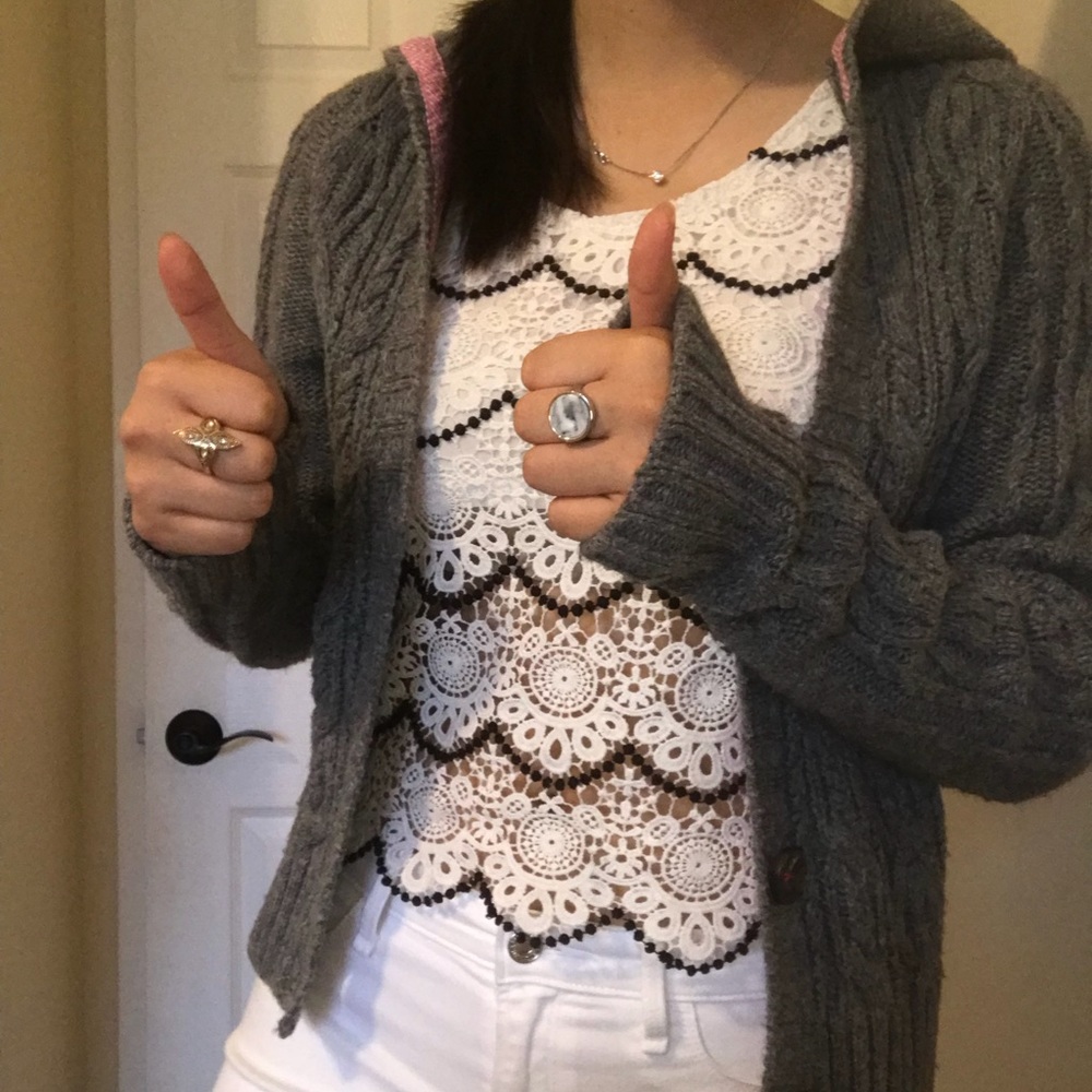Cable knit H&M heather grey jacket!!